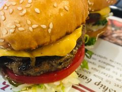 -The Habit Burger Grill 哈比特汉堡(爱琴海店)