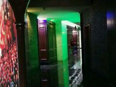 -骑士KTV(红谷滩万达店)