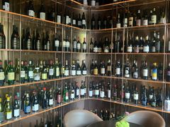 -wineapp葡萄酒餐吧(外滩金融中心店)