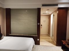 -宜昌均瑶国际酒店(宜昌CBD购物中心夷陵广场店)