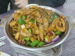 干锅手撕面筋-西大酒店