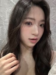 -onlygirl摄影美学馆高端定制(江滩店)