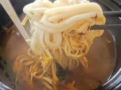 -华莹正宗云南过桥米线(三号院一条街店)