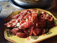 -黄利砖万峰林布依特色酸笋牛肉馆
