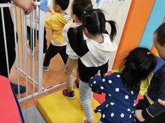 -侎宝运动成长中心(嘉定大融城店)