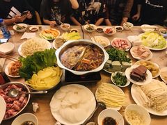 -拖板鞋咖啡旅行酒店(春熙路地铁站店)