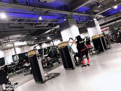-格易美游泳馆健身房(新昆仑店)