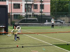 -快网网球俱乐部(长宁区金桥花园球场)