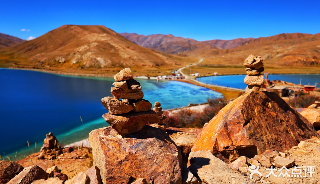 打卡西藏羊湖 神秘日托寺