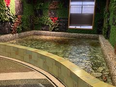 -泉城欧乐堡戏水湾艺术养生温泉