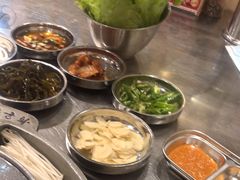 -哈哈碳都·牛肋条无限自助烤肉(台江万达店)