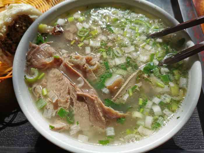 真下庄老石家羊肉馆-"多年前吃过,真的是老店了,老店不临街,所.