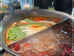 -湊湊火锅·茶憩(新中关购物中心店)