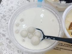 杏仁奶-满记甜品(南京虹悦城三店)