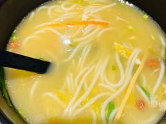 原味过桥米线-滇越乘象云南餐厅(次渠店)
