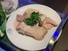 吃稻谷文昌鸡-千岛蚝高压锅生蚝·人参火锅(白云万达店)