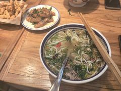 -云阿蛮云南生烫牛肉米线(奉贤路店)