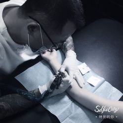 -越域刺青