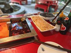 -二荆条·蜀鲜汇城市森林火锅