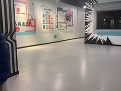 -极限PLAY运动娱乐新世界·团建派对表演休闲馆·室内高空游乐园