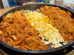 芝士鸡排火锅-高基五春川炒鸡排 韩国料理(威海总店)