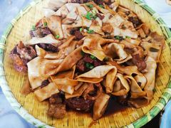 -壹阁胡羊焖饼(特色小吃街店)