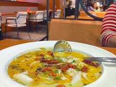 -鱼亨小鲜酸菜鱼(大信店)