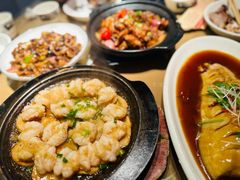 -东口码头·烧鸽子·鱼头泡饼·地方菜(金鹰悦城店)
