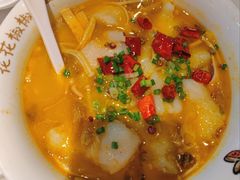 -渝是乎酸菜鱼(龙旗购物中心店)