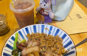 Stewed Intestines with Barbecue Pork