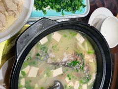 -土砂锅生态山庄·非遗砂锅雅鱼