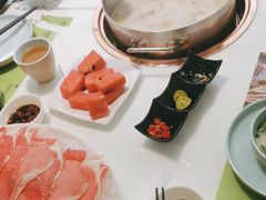 -洪氏嗨捞·猪肚鸡火锅(阳光天地店)
