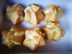 -天品味 一口吃榴莲泡芙
