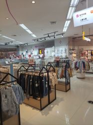 -孩子王(铁西万达店)