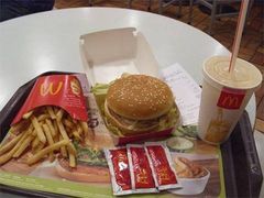 -麦当劳(华融店)