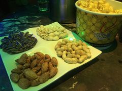 坚果拼盘-锦凤凰量贩KTV(劳动南路店)