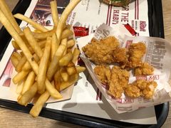 -The Habit Burger Grill 哈比特汉堡(爱琴海店)