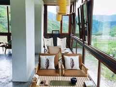 靠窗位-云座·时光·观景咖啡厅(五爷庙店)