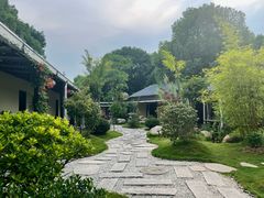 -湘力力小院·鱼汤泡饭(枫林路店)