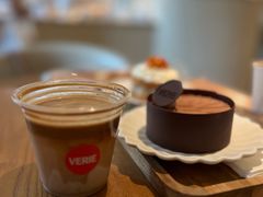 -VERIE BAKEHOUSE
