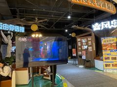-暴风岛沉浸式体验馆(百联世纪店)