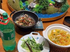 -呷湘厨·鱼汤捞饭·剁椒鱼头·辣椒炒肉(国家会展中心店)
