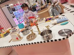 -meland亲子乐园(北京首开通州万象汇店)