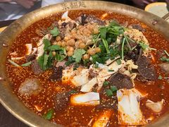 -张翻越·川渝冒菜·武汉黑鸭煲(城北万象城店)