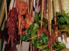 -佰人王串串香火锅(洋珠巷店)