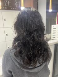 -镁连社·美联社