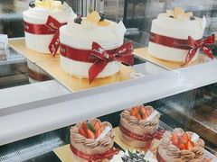 -花花卷卷·鲜食蛋糕(静安久光百货店)