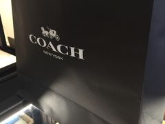 -COACH蔻驰(银泰店)