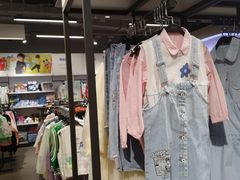 -唯品会(北京国瑞城店)