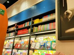 -西西弗书店&矢量咖啡(凯德晶萃广场店)